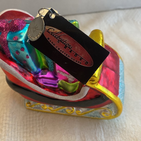 Celebrations by Radko handcrafted sled with presents handcrafted ornament 2016 - Picture 2 of 10